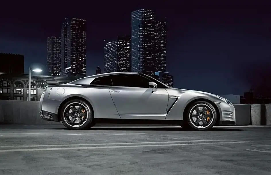 Nissan GT-R Model